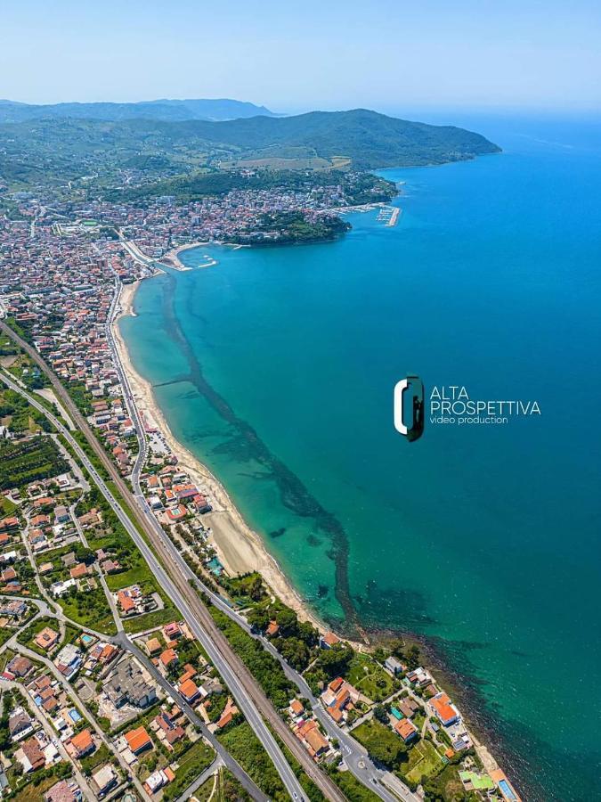 Una Terrazza Sul Mare Agropoli Exteriör bild
